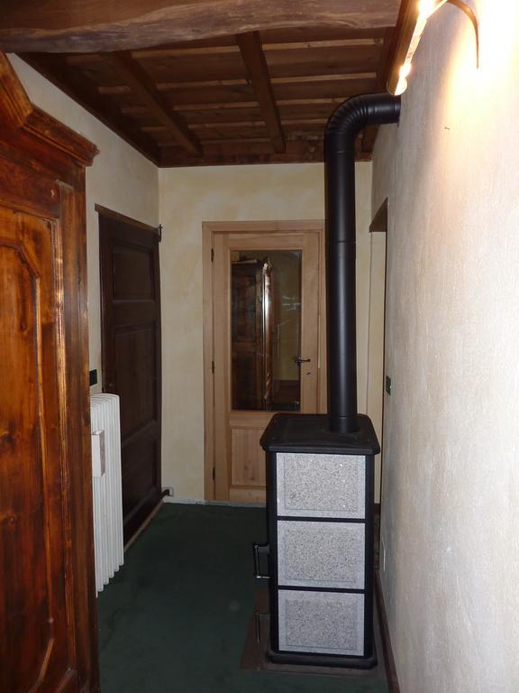Country House Apartamento Zerbolo Quarto foto